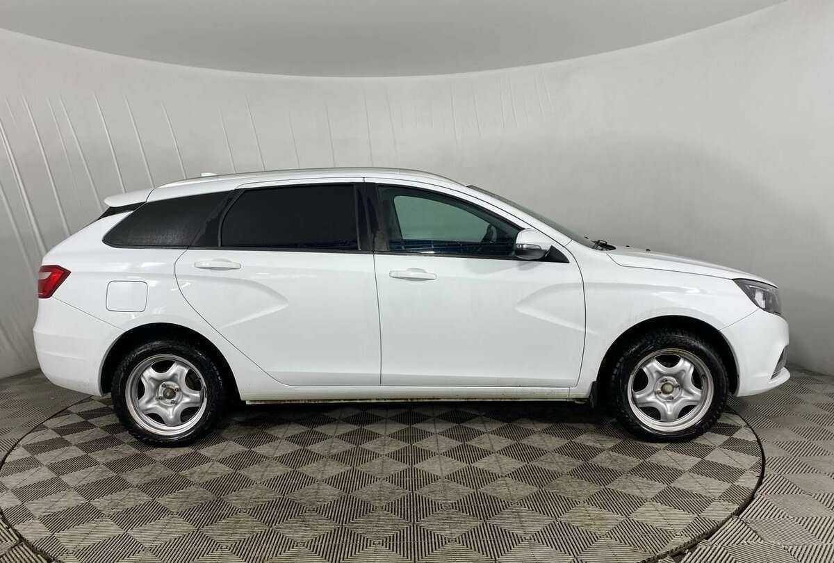 Lada (ВАЗ) Vesta б/у, 2019, Механическая. Фото: #3