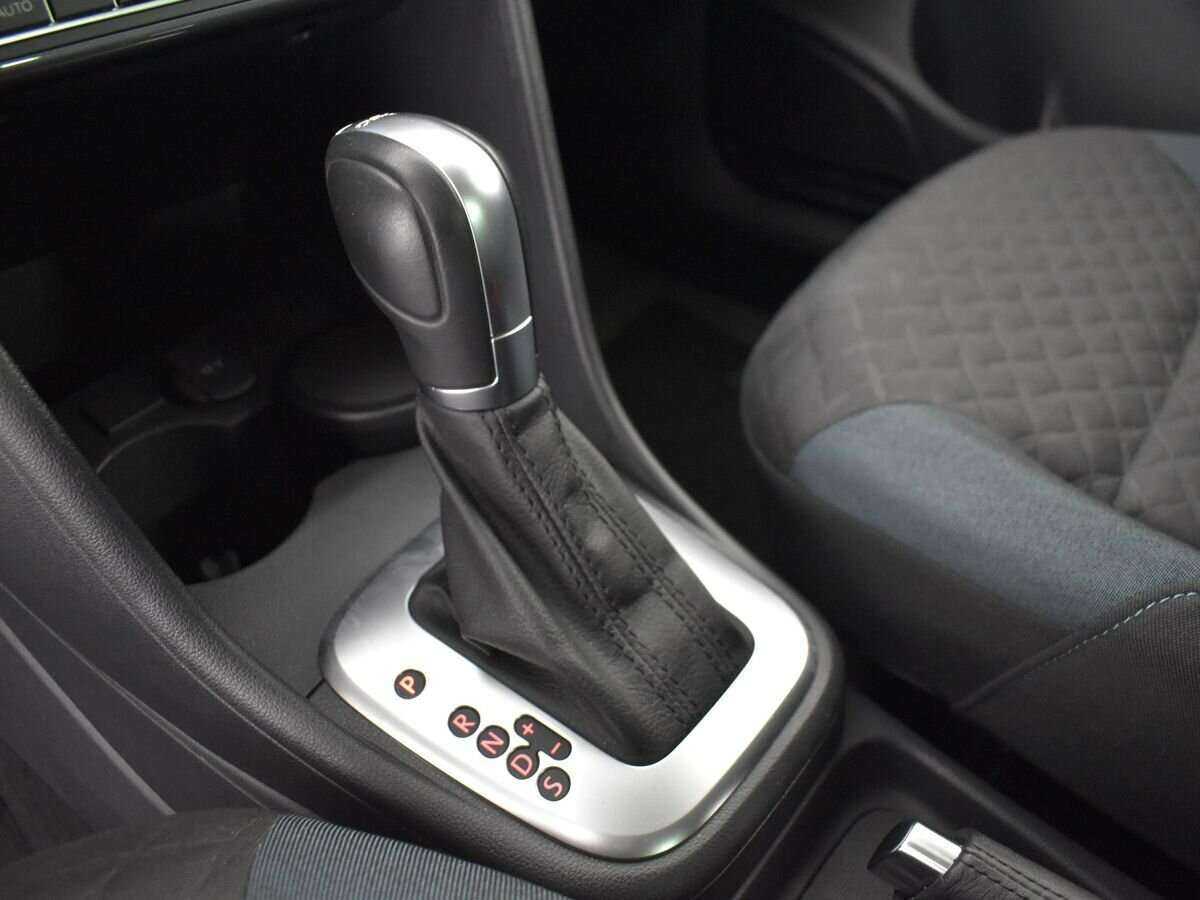 Volkswagen Polo б/у, 2019, Роботизированная. Фото: #13