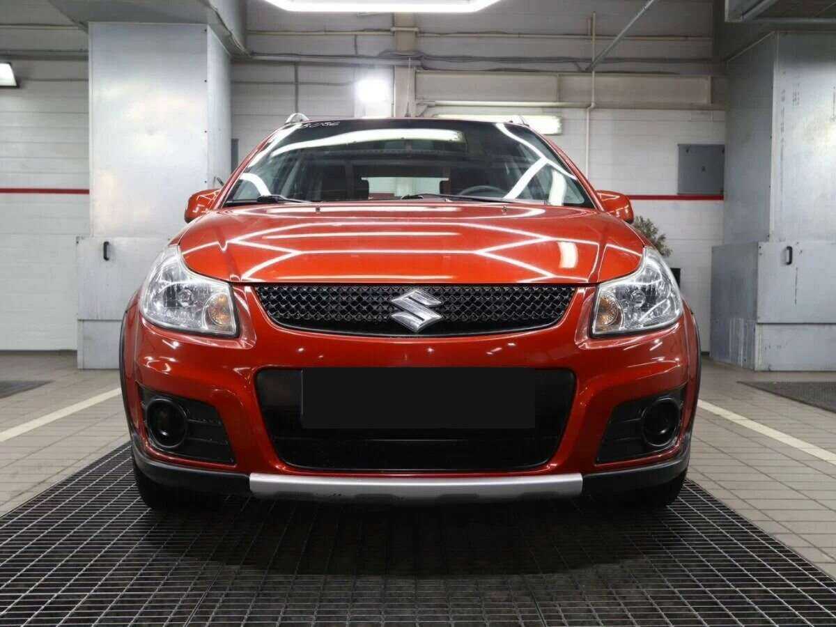 Suzuki SX4 б/у, 2013, Механическая. Фото: #1