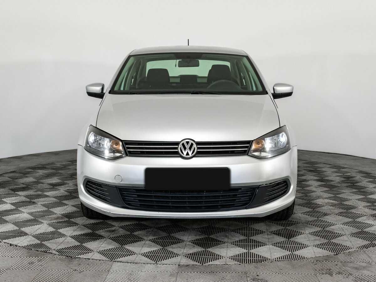 Volkswagen Polo б/у, 2013, Механическая. Фото: #1