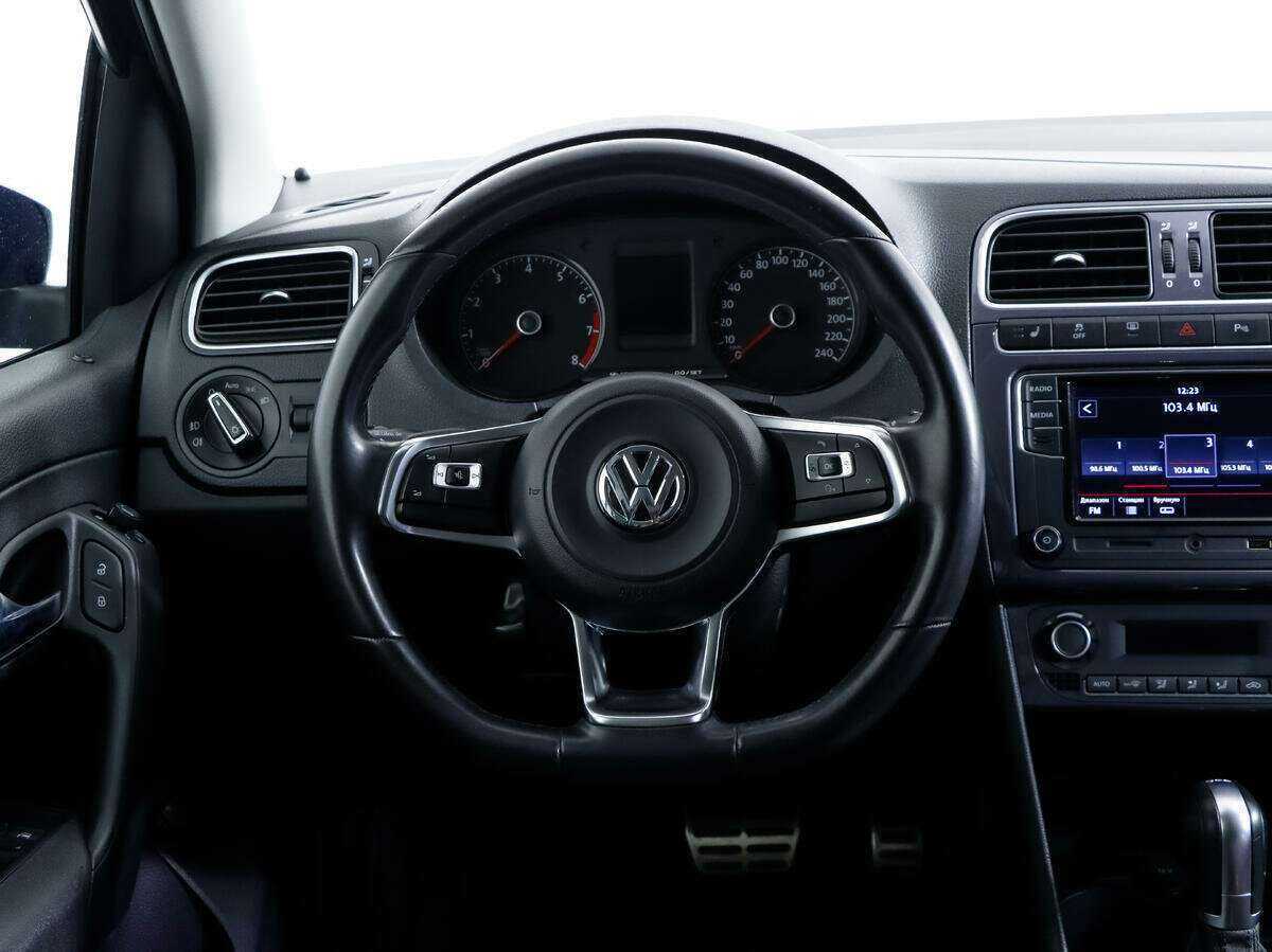 Volkswagen Polo б/у, 2018, Роботизированная. Фото: #11
