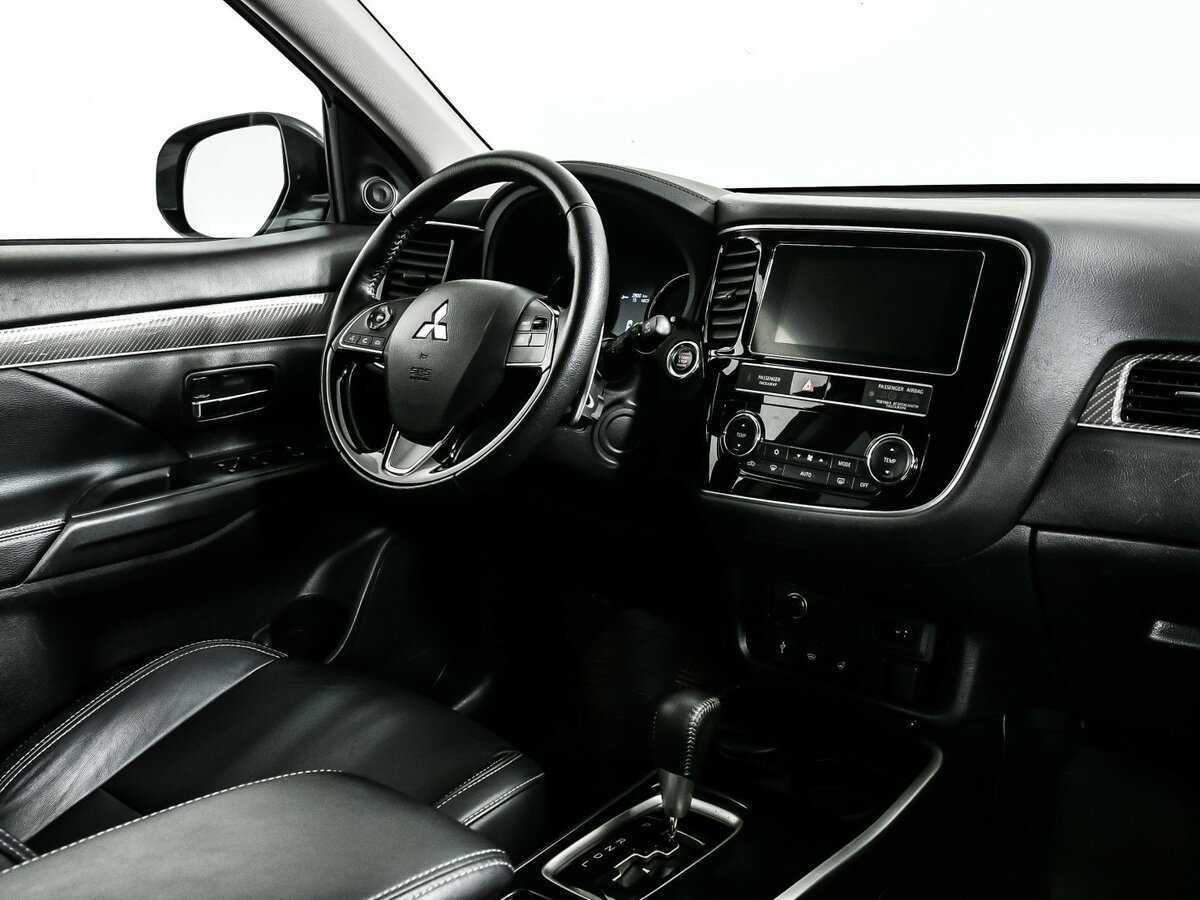 Mitsubishi Outlander б/у, 2019, Вариатор. Фото: #6
