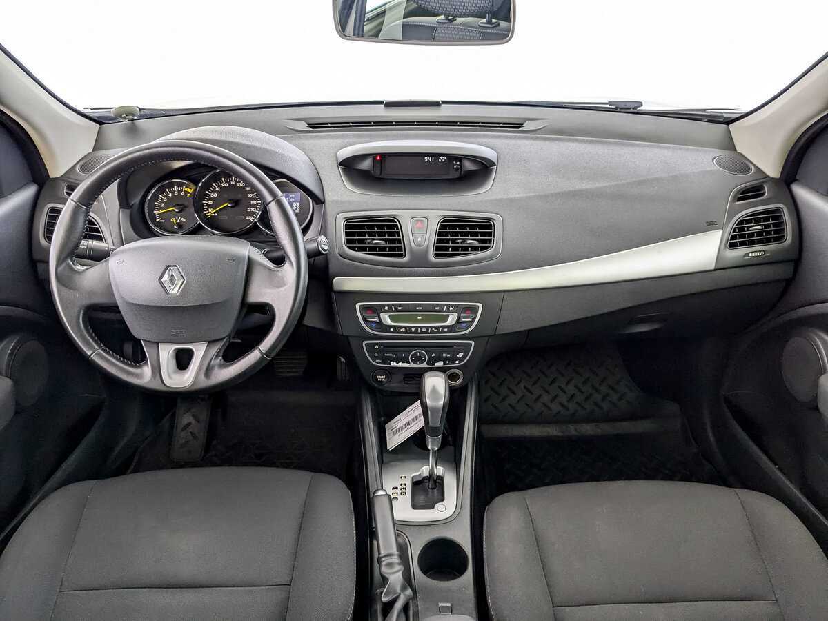 Renault Fluence б/у, 2012, Автоматическая. Фото: #11