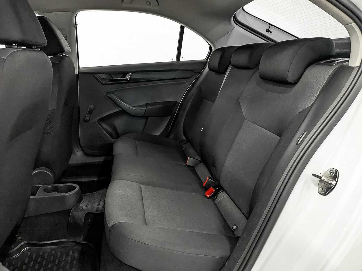 Skoda Rapid б/у, 2017, Механическая. Фото: #17