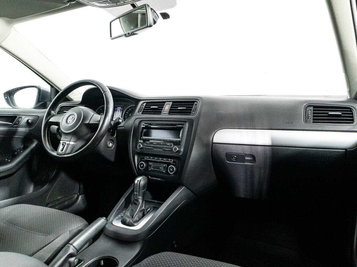 Volkswagen Jetta б/у, 2012, Роботизированная. Фото: #8