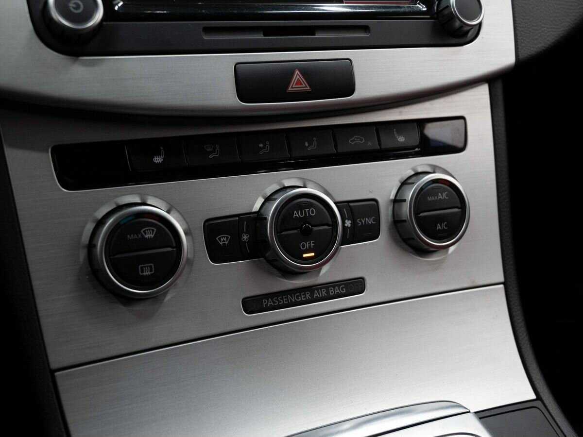 Volkswagen Passat CC б/у, 2014, Роботизированная. Фото: #21