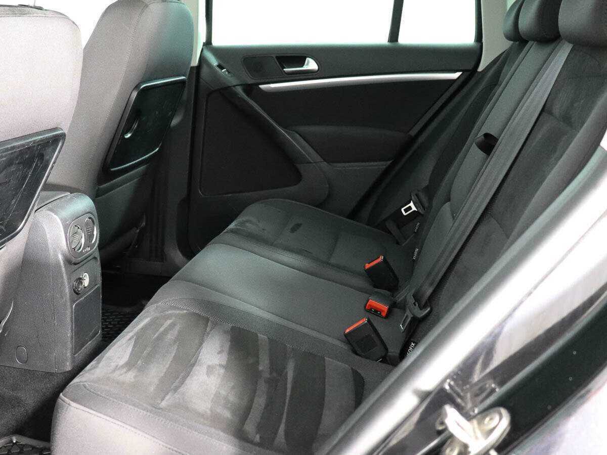 Volkswagen Tiguan б/у, 2012, Автоматическая. Фото: #10