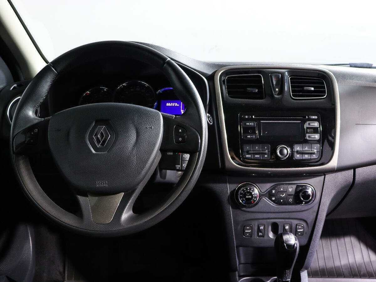 Renault Sandero б/у, 2016, Автоматическая. Фото: #11