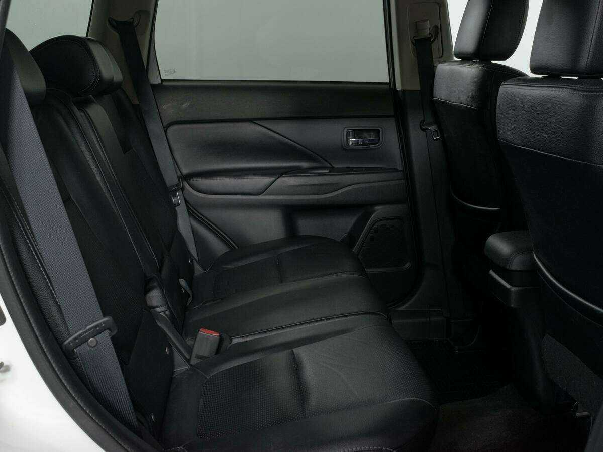 Mitsubishi Outlander б/у, 2013, Вариатор. Фото: #10