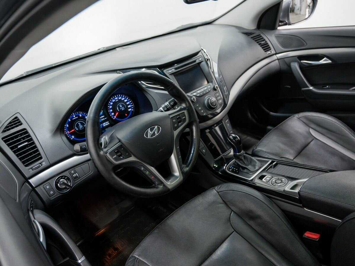 Hyundai i40 б/у, 2012, Автоматическая. Фото: #12