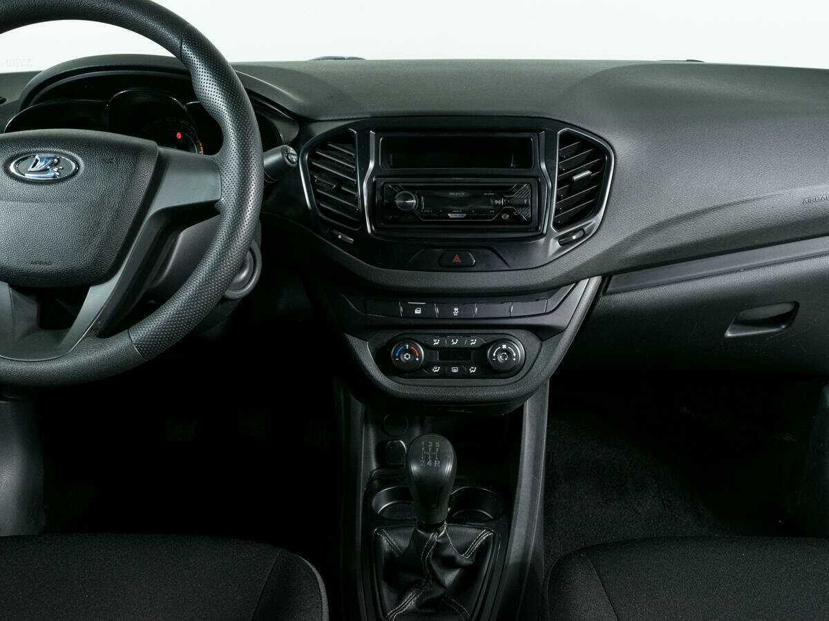 Lada (ВАЗ) Vesta б/у, 2017, Механическая. Фото: #9