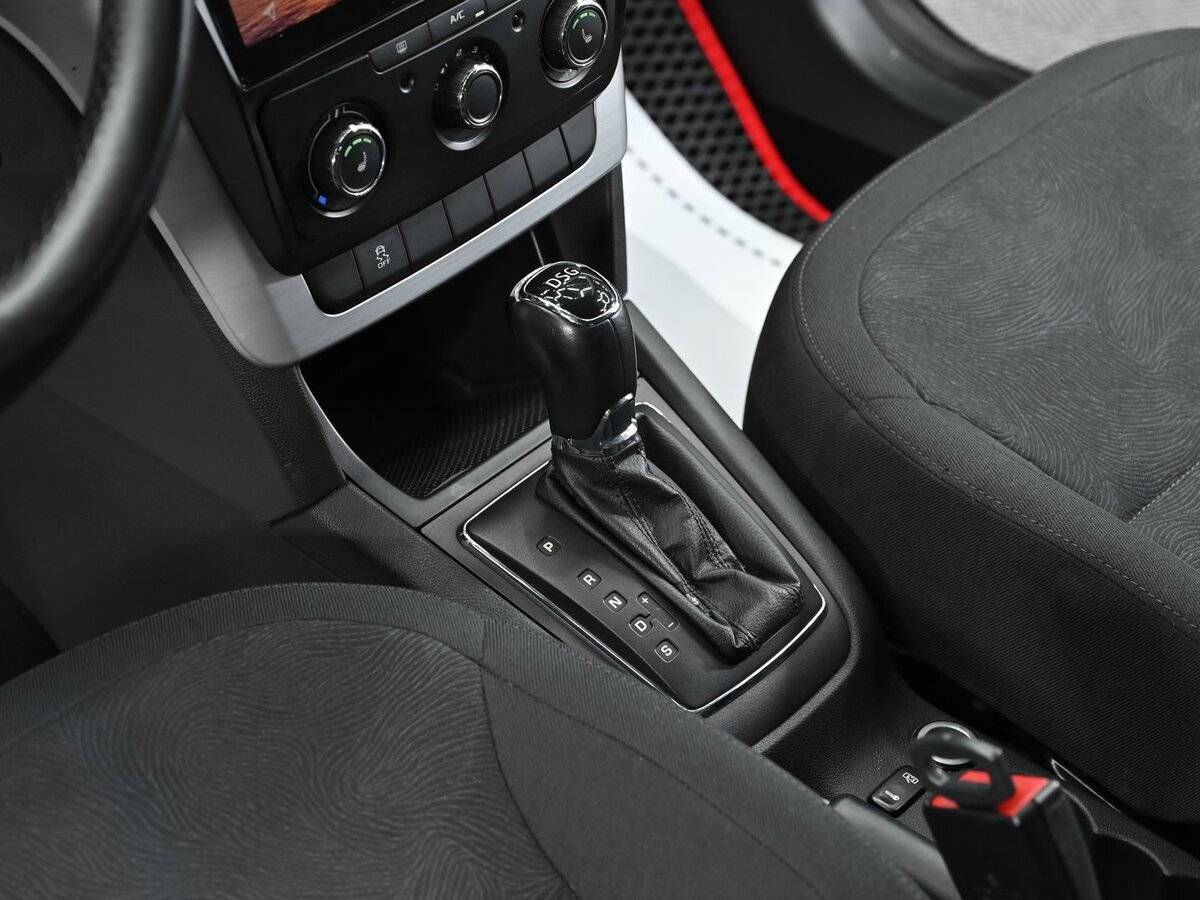 Skoda Yeti б/у, 2014, Роботизированная. Фото: #10