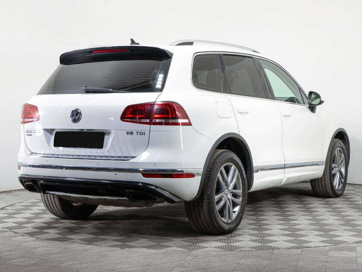 Volkswagen Touareg б/у, 2016, Автоматическая. Фото: #3