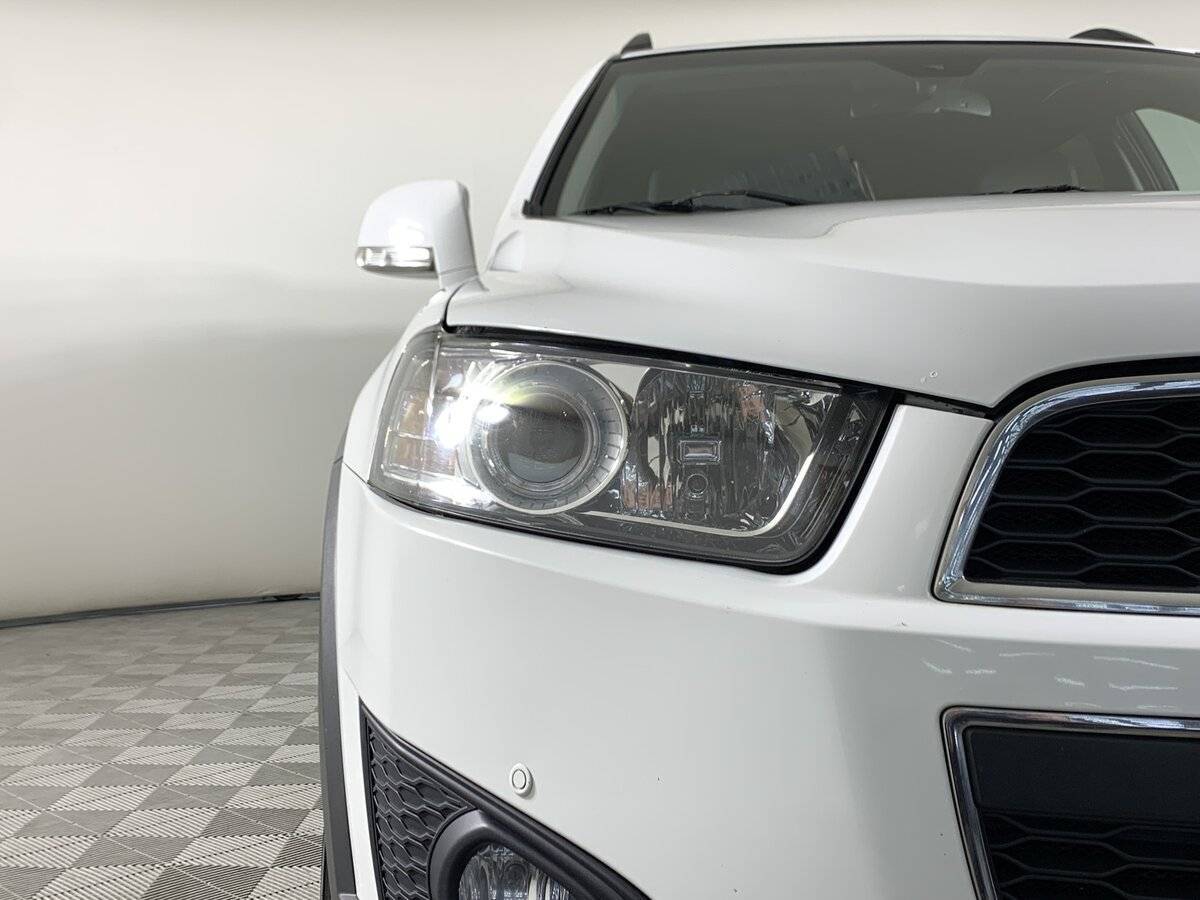 Chevrolet Captiva б/у, 2014, Автоматическая. Фото: #9