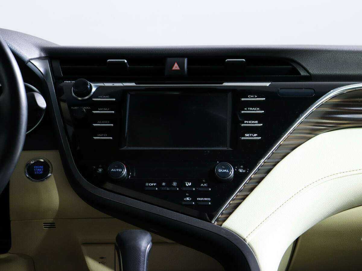 Toyota Camry б/у, 2020, Автоматическая. Фото: #9