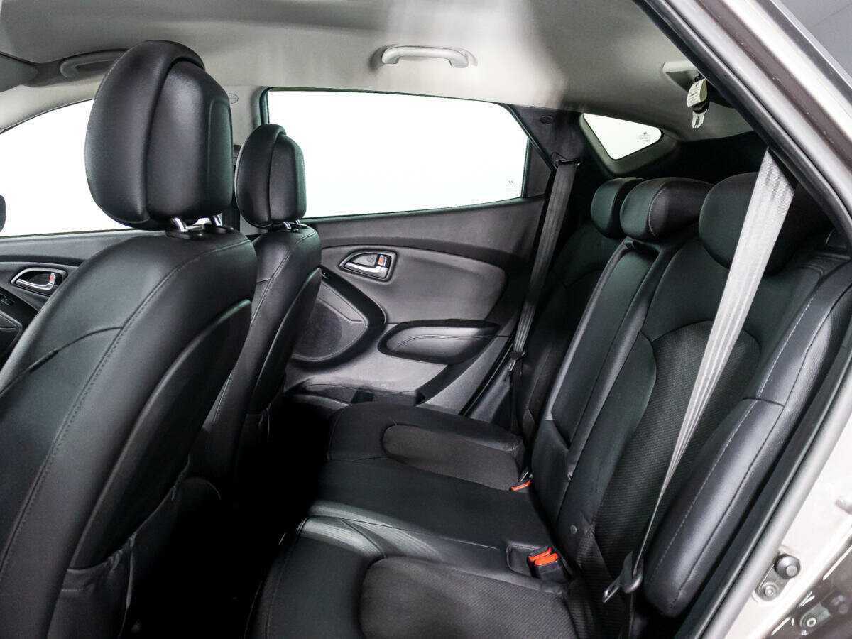 Hyundai ix35 б/у, 2014, Автоматическая. Фото: #9