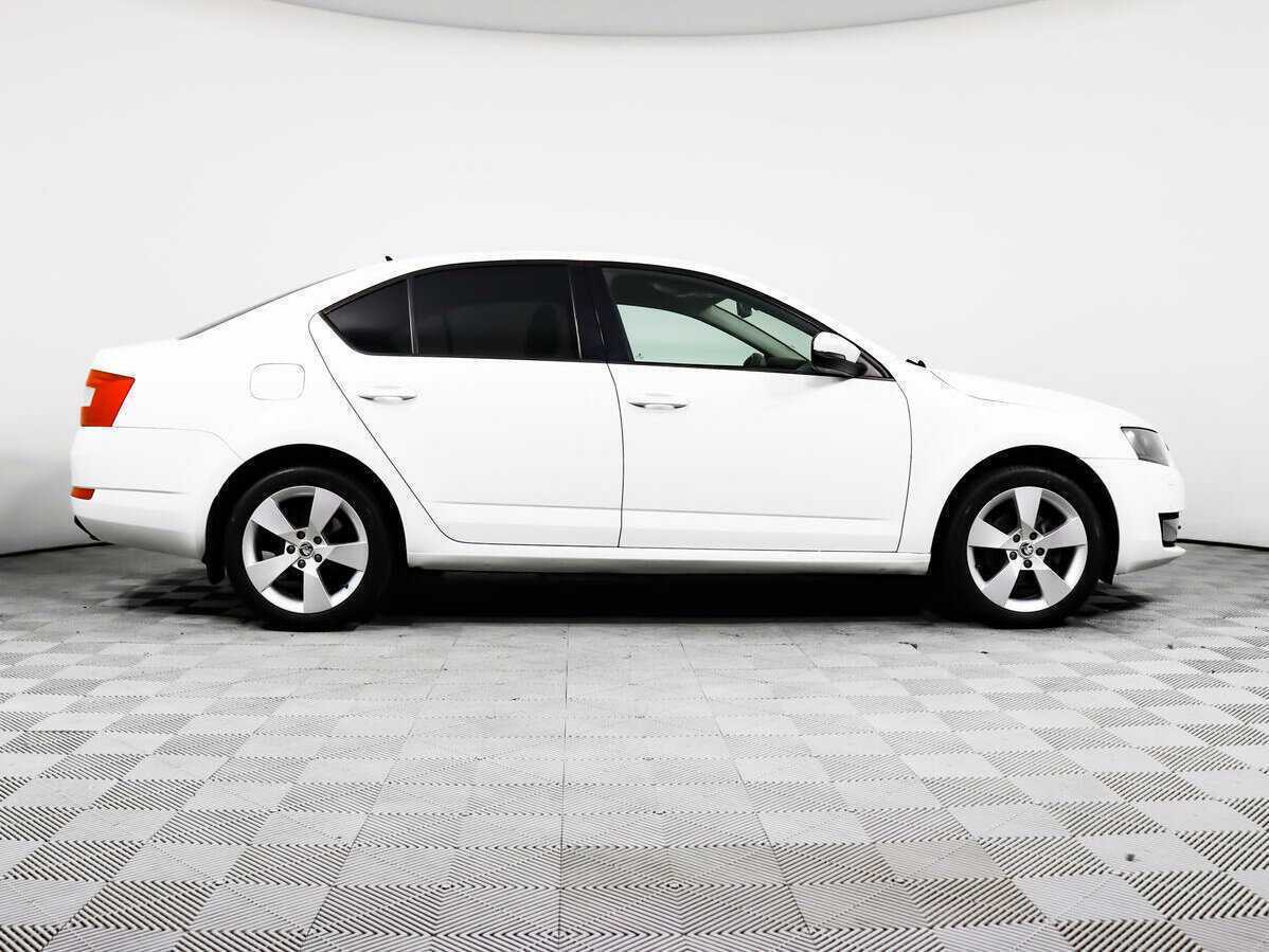 Skoda Octavia б/у, 2016, Роботизированная. Фото: #3