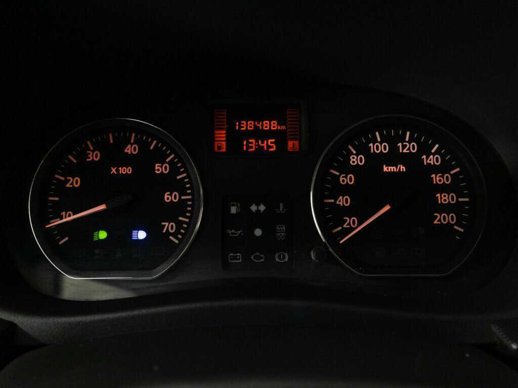 Renault Sandero б/у, 2013, Механическая. Фото: #11