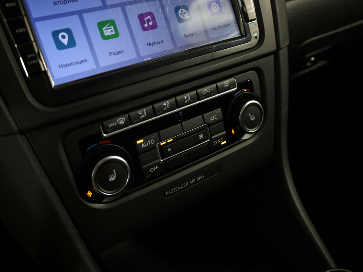 Volkswagen Golf б/у, 2012, Механическая. Фото: #11