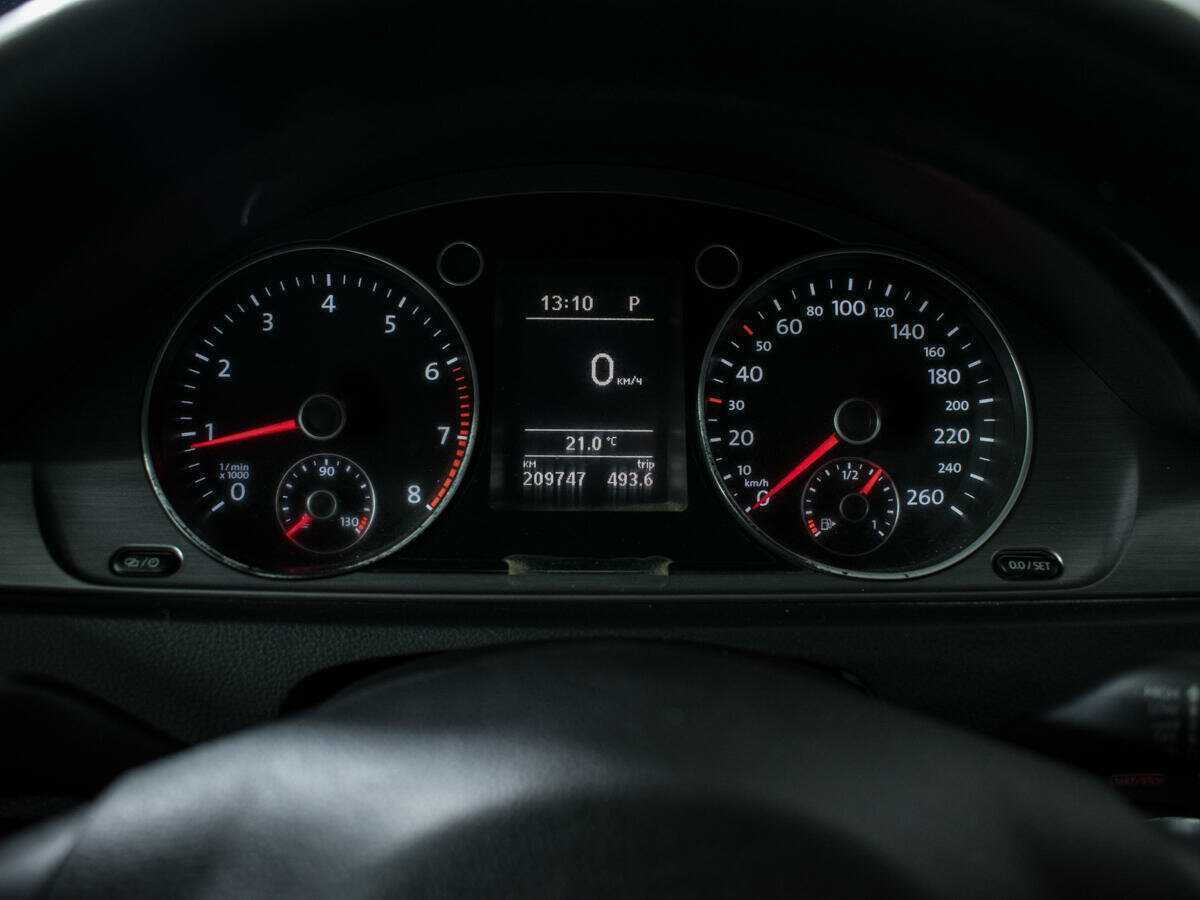 Volkswagen Passat б/у, 2012, Роботизированная. Фото: #10