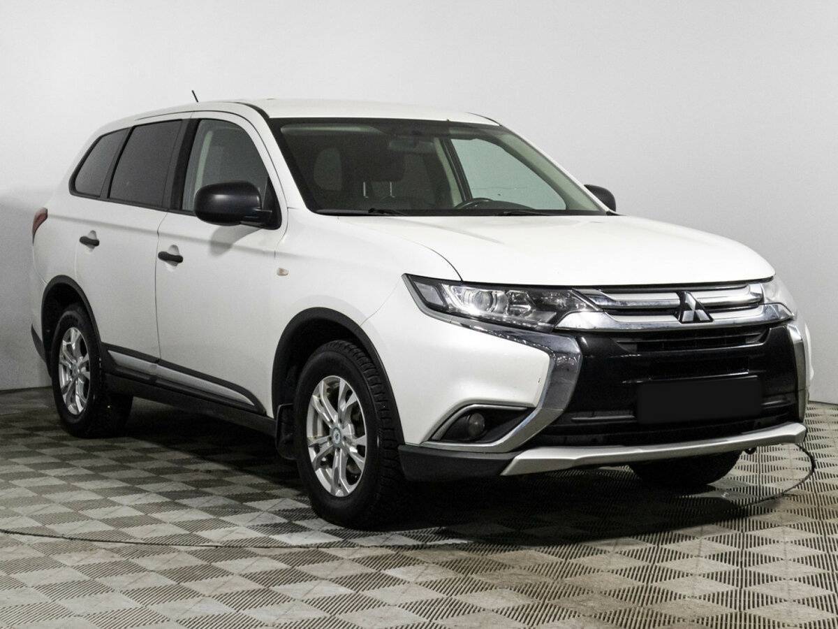 Mitsubishi Outlander б/у, 2016, Вариатор. Фото: #2