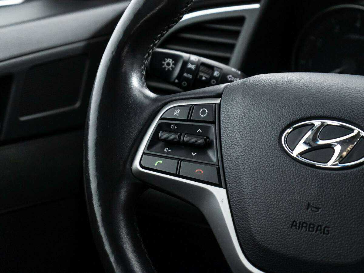 Hyundai Elantra б/у, 2017, Автоматическая. Фото: #18