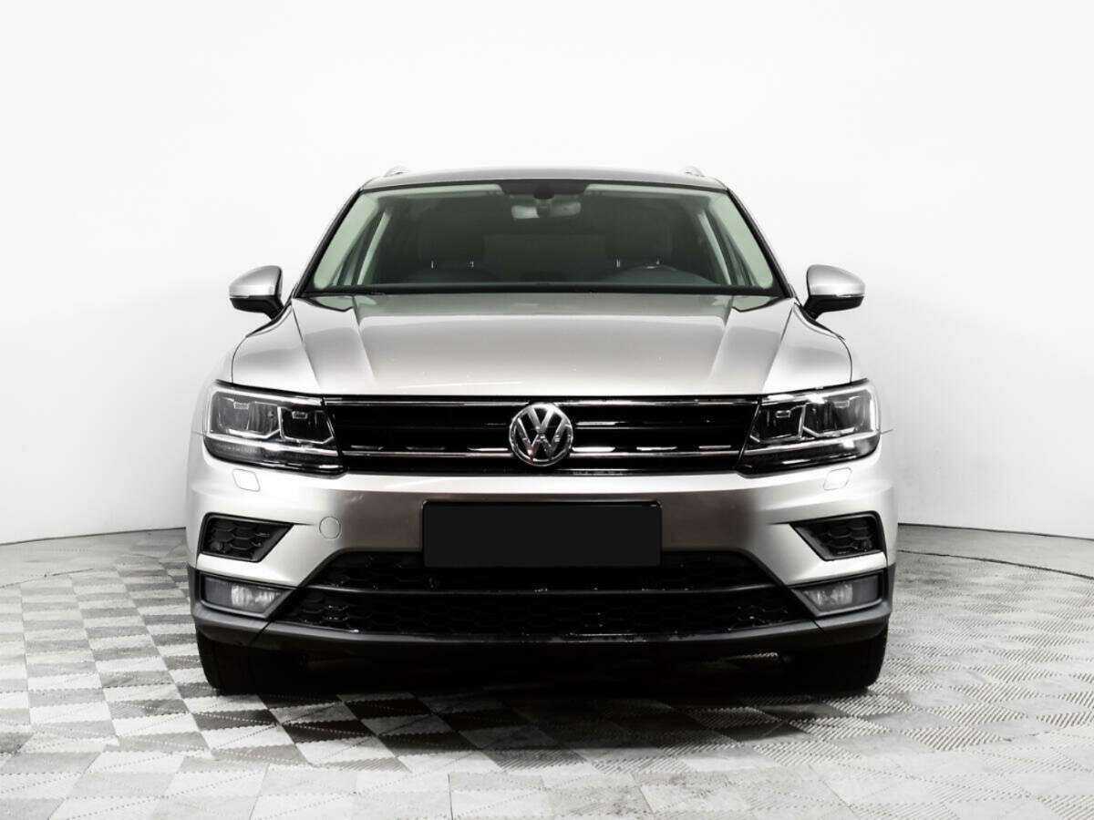Volkswagen Tiguan б/у, 2017, Роботизированная. Фото: #1