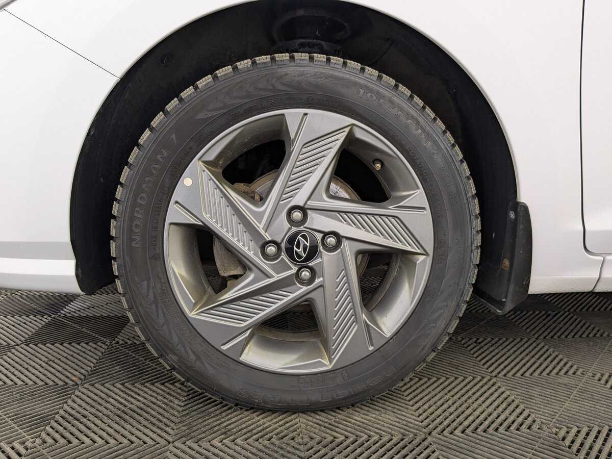 Hyundai Solaris б/у, 2021, Автоматическая. Фото: #11