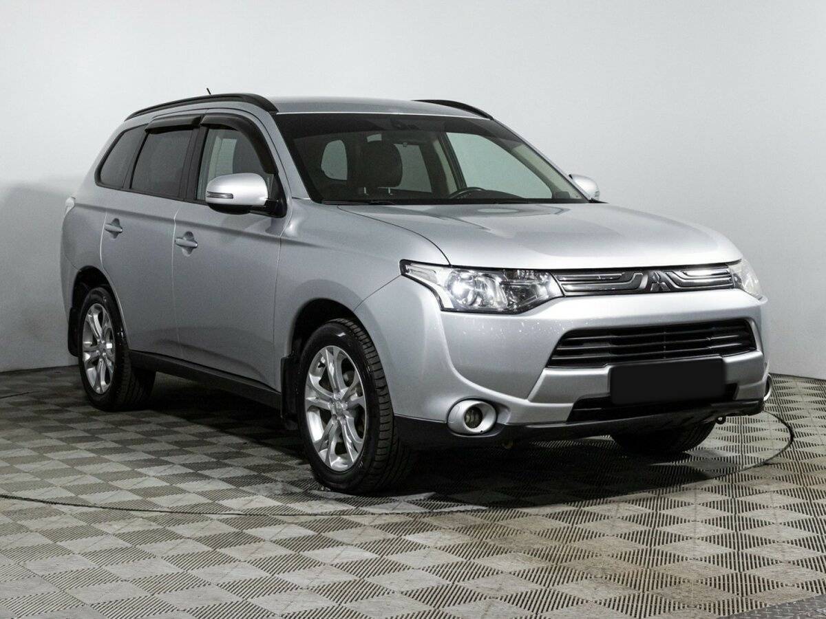 Mitsubishi Outlander б/у, 2013, Вариатор. Фото: #2