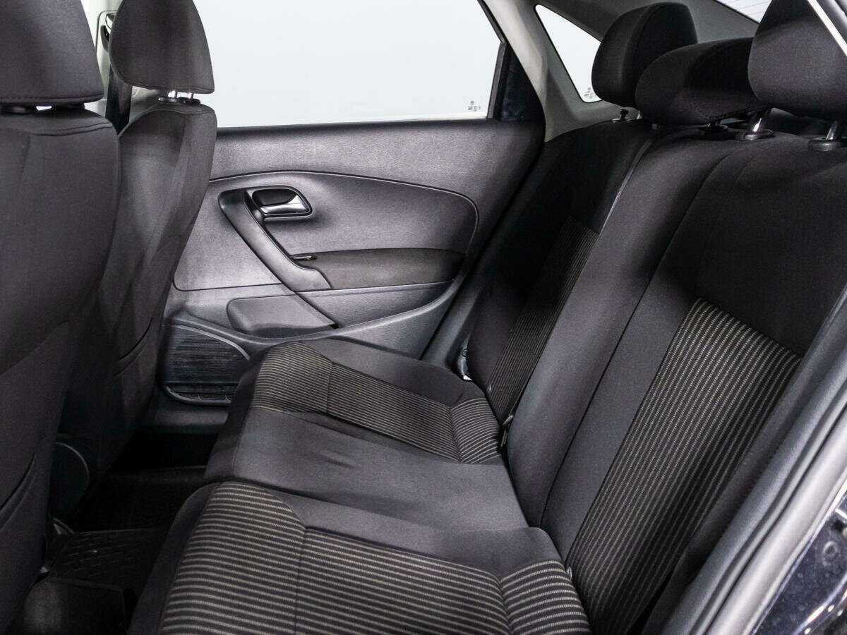 Volkswagen Polo б/у, 2014, Механическая. Фото: #9