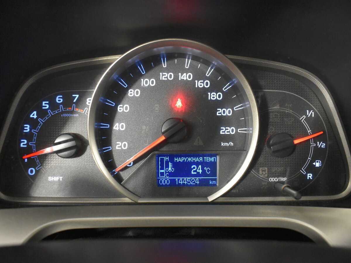 Toyota RAV4 б/у, 2015, Механическая. Фото: #13