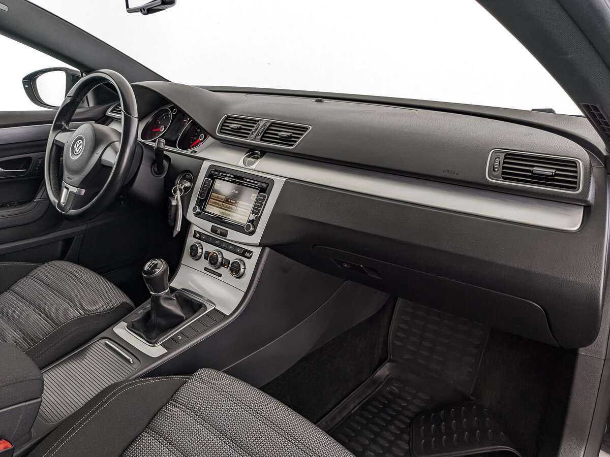 Volkswagen Passat CC б/у, 2012, Механическая. Фото: #8