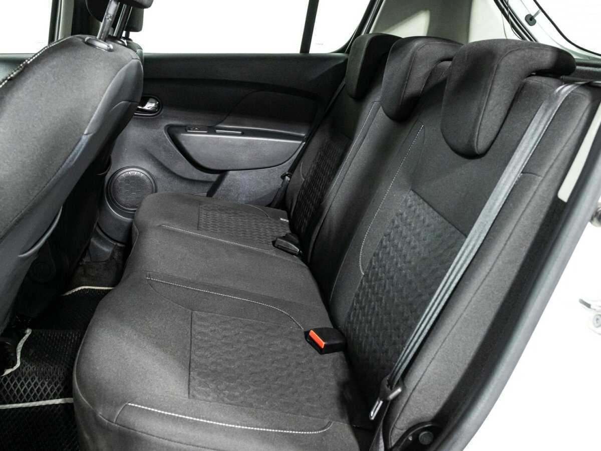 Renault Sandero б/у, 2017, Автоматическая. Фото: #9