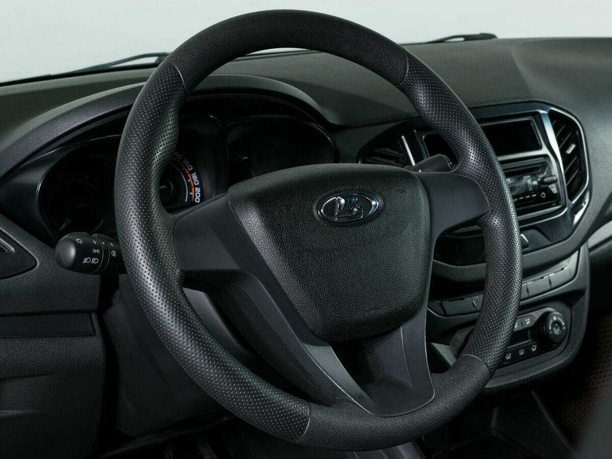 Lada (ВАЗ) Vesta б/у, 2017, Механическая. Фото: #12