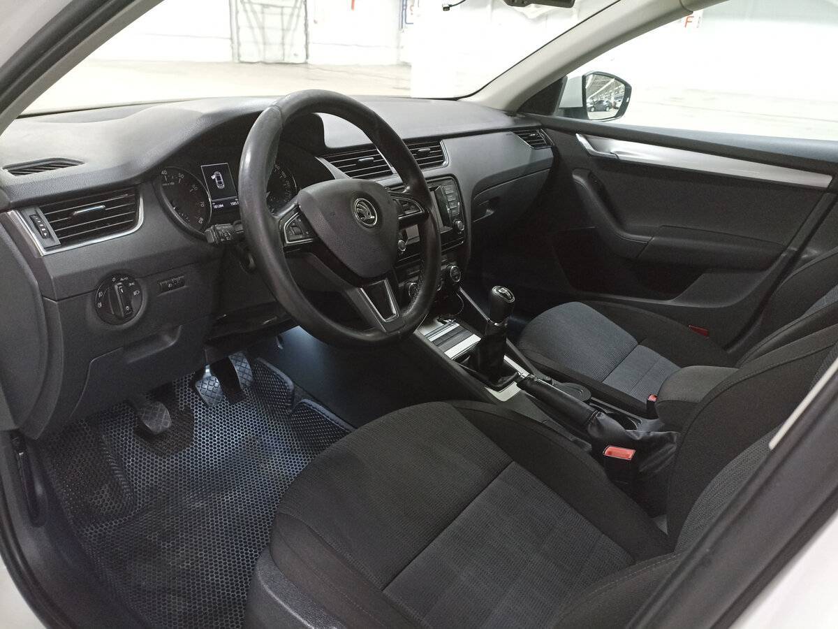 Skoda Octavia б/у, 2013, Механическая. Фото: #15