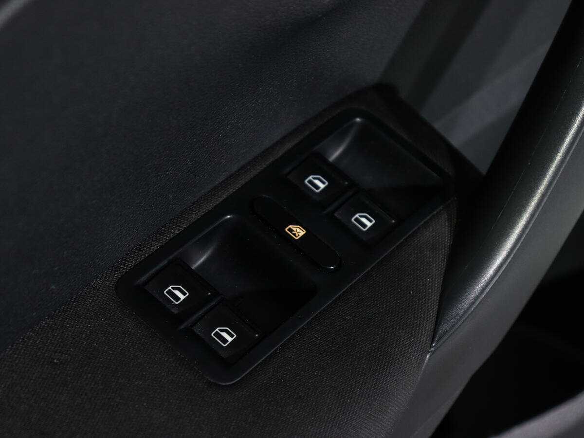 Volkswagen Polo б/у, 2014, Автоматическая. Фото: #14