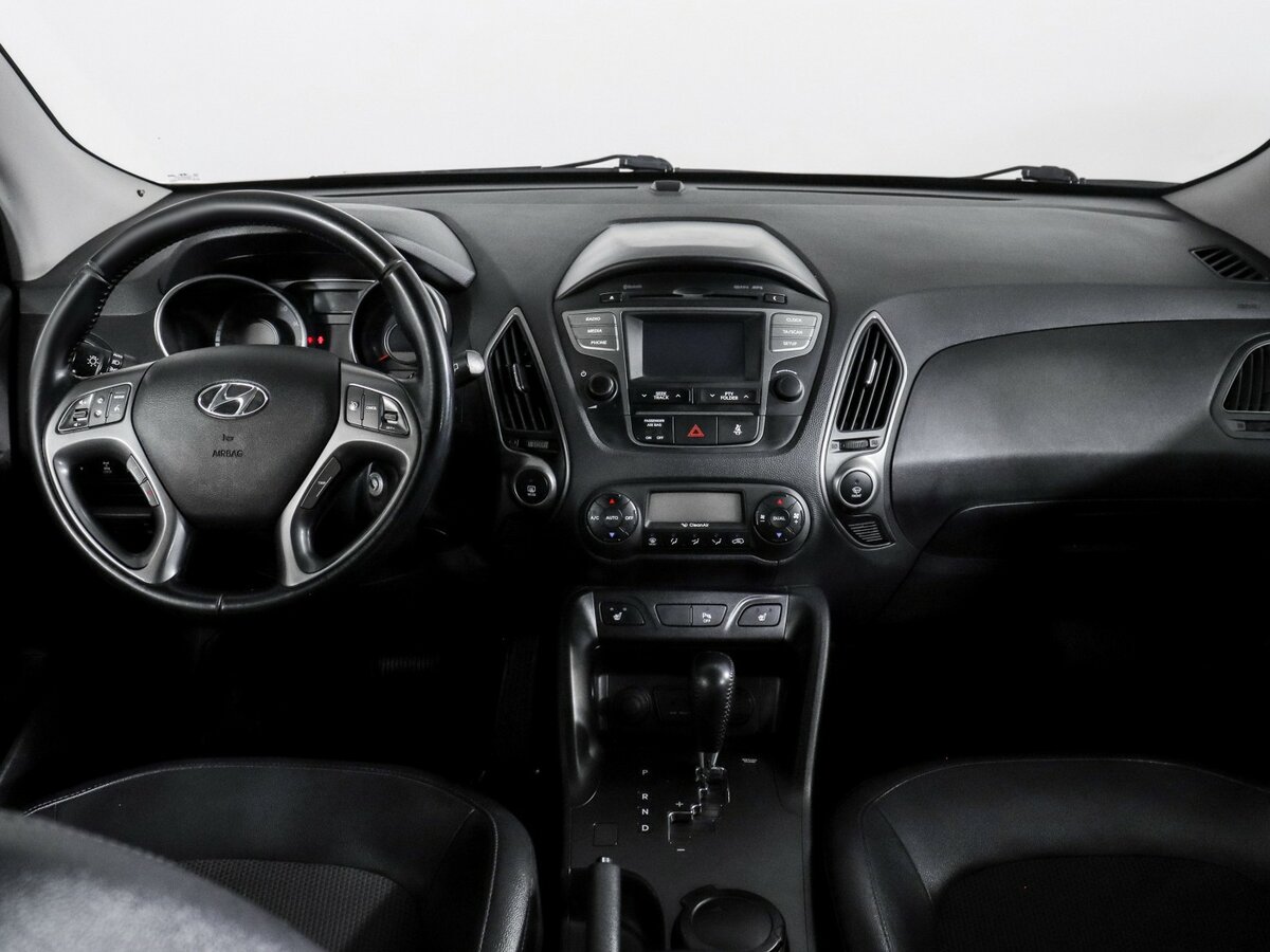 Hyundai ix35 б/у, 2014, Автоматическая. Фото: #9