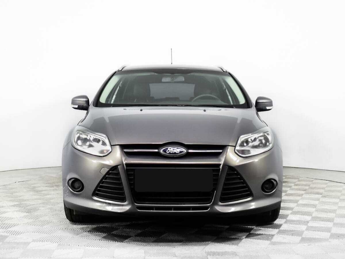 Ford Focus б/у, 2013, Механическая. Фото: #1