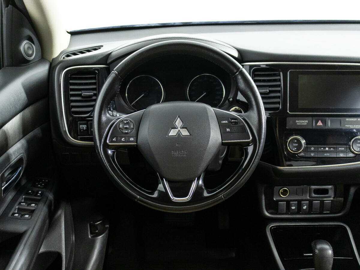 Mitsubishi Outlander б/у, 2018, Вариатор. Фото: #17