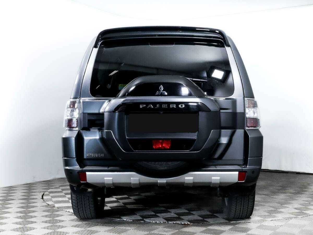 Mitsubishi Pajero б/у, 2018, Автоматическая. Фото: #4