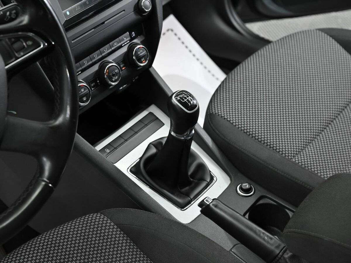 Skoda Octavia б/у, 2014, Механическая. Фото: #9