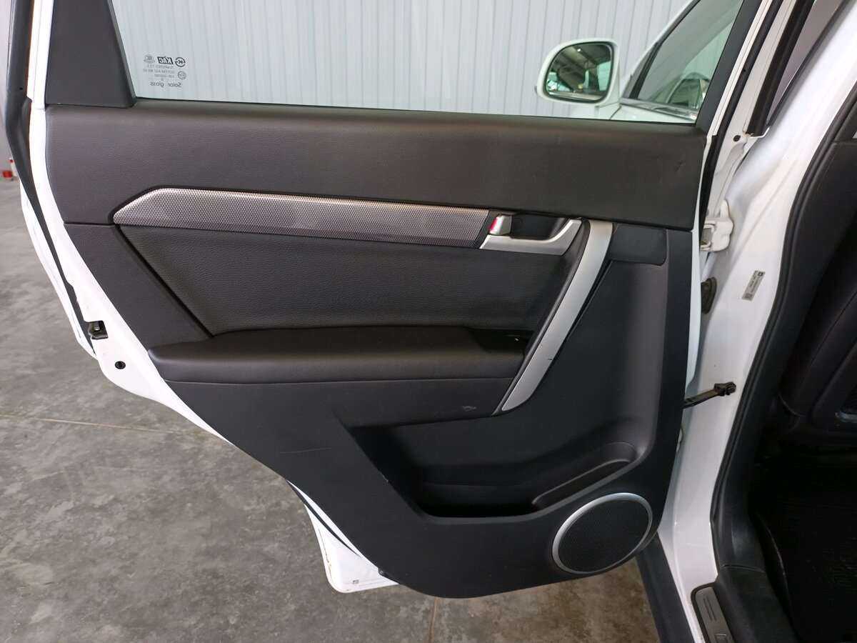 Chevrolet Captiva б/у, 2013, Автоматическая. Фото: #18