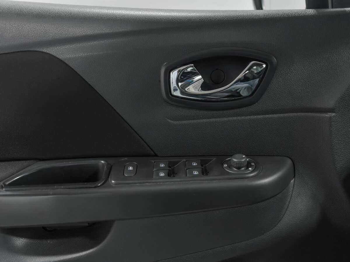 Renault Kaptur б/у, 2016, Вариатор. Фото: #10