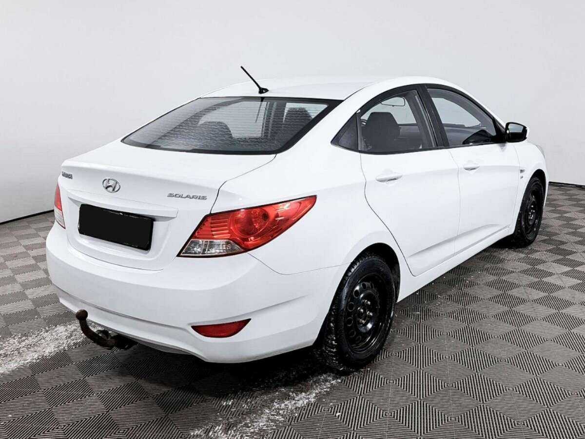 Hyundai Solaris б/у, 2013, Автоматическая. Фото: #4