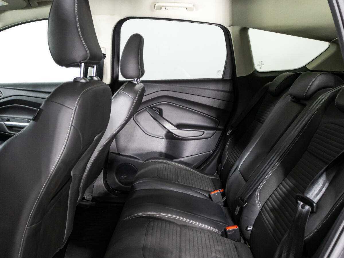 Ford Kuga б/у, 2017, Автоматическая. Фото: #9