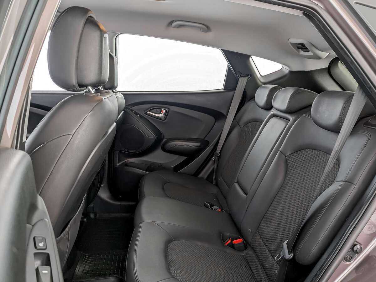 Hyundai ix35 б/у, 2012, Автоматическая. Фото: #9