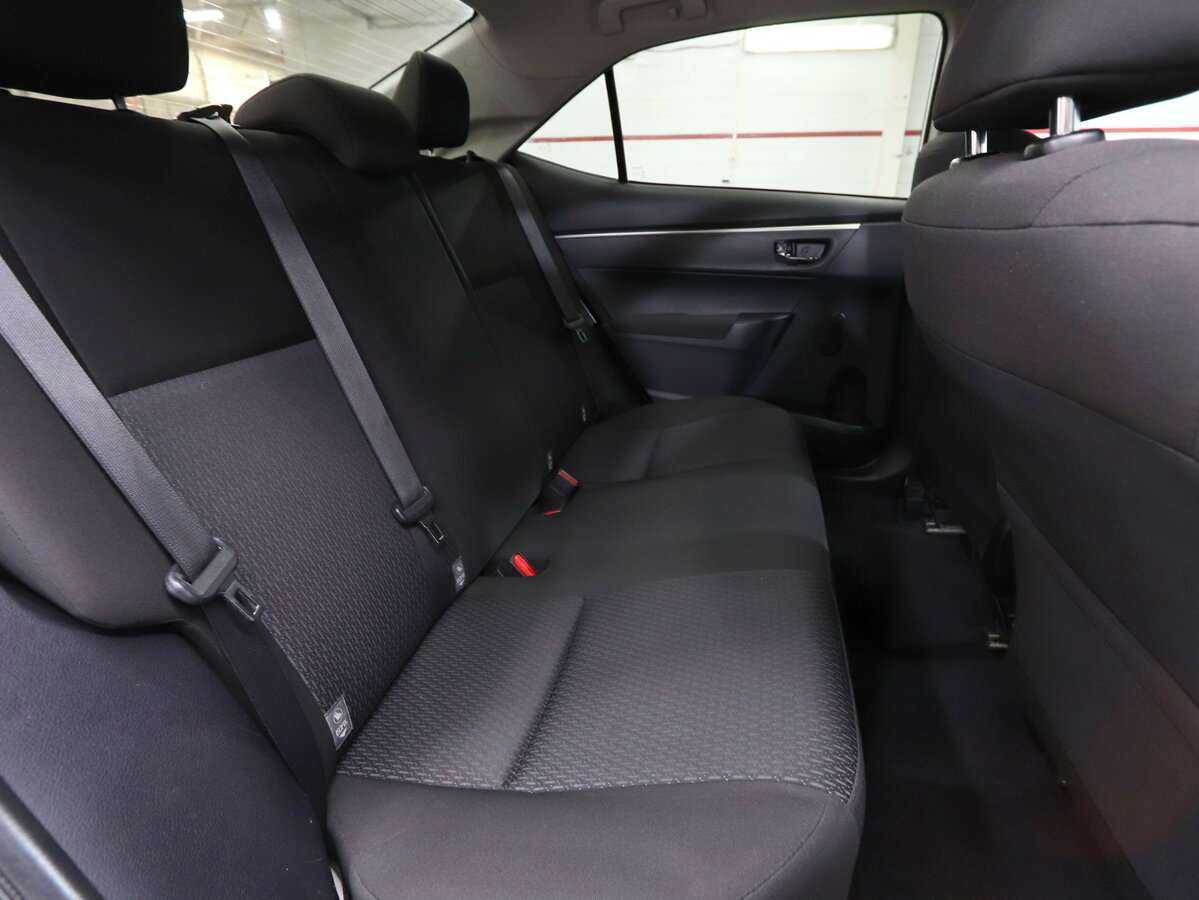 Toyota Corolla б/у, 2014, Механическая. Фото: #12