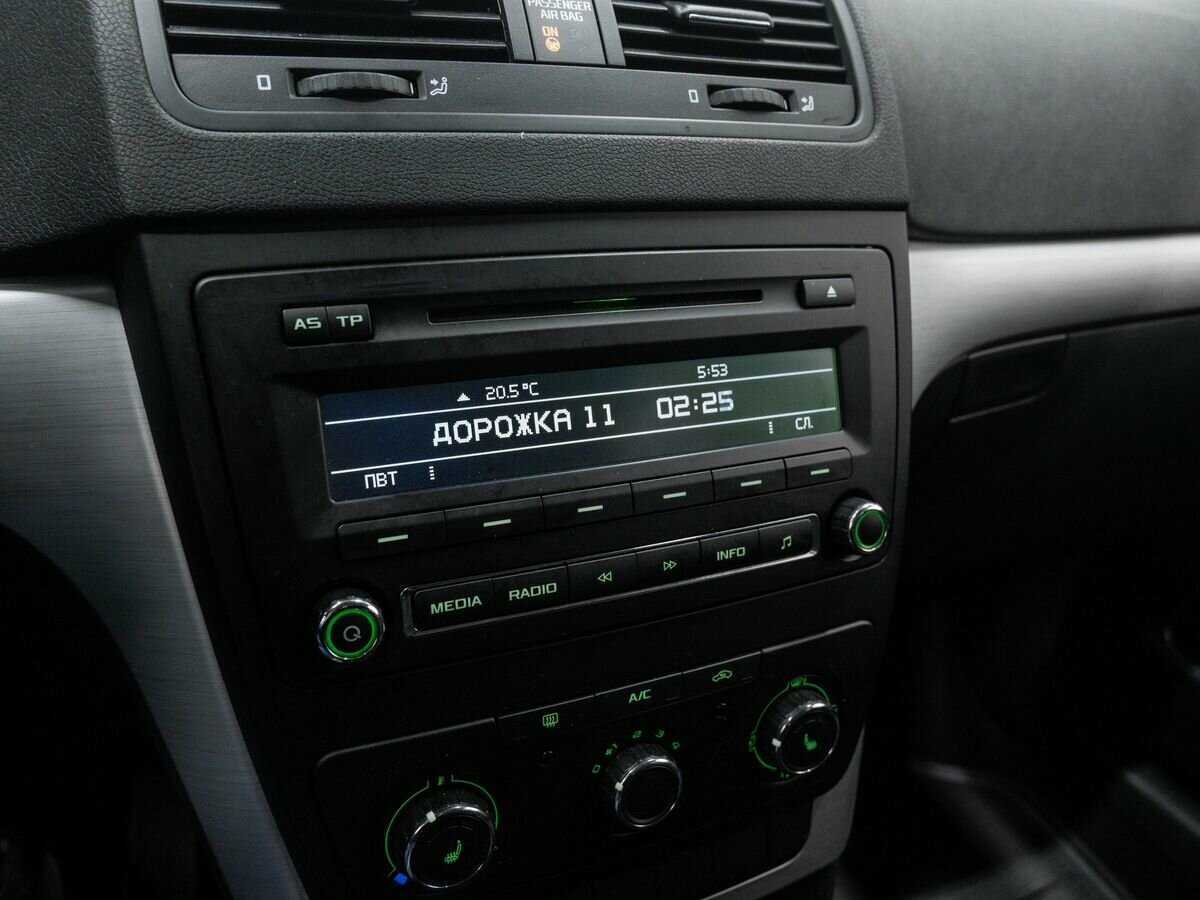 Skoda Yeti б/у, 2014, Механическая. Фото: #19