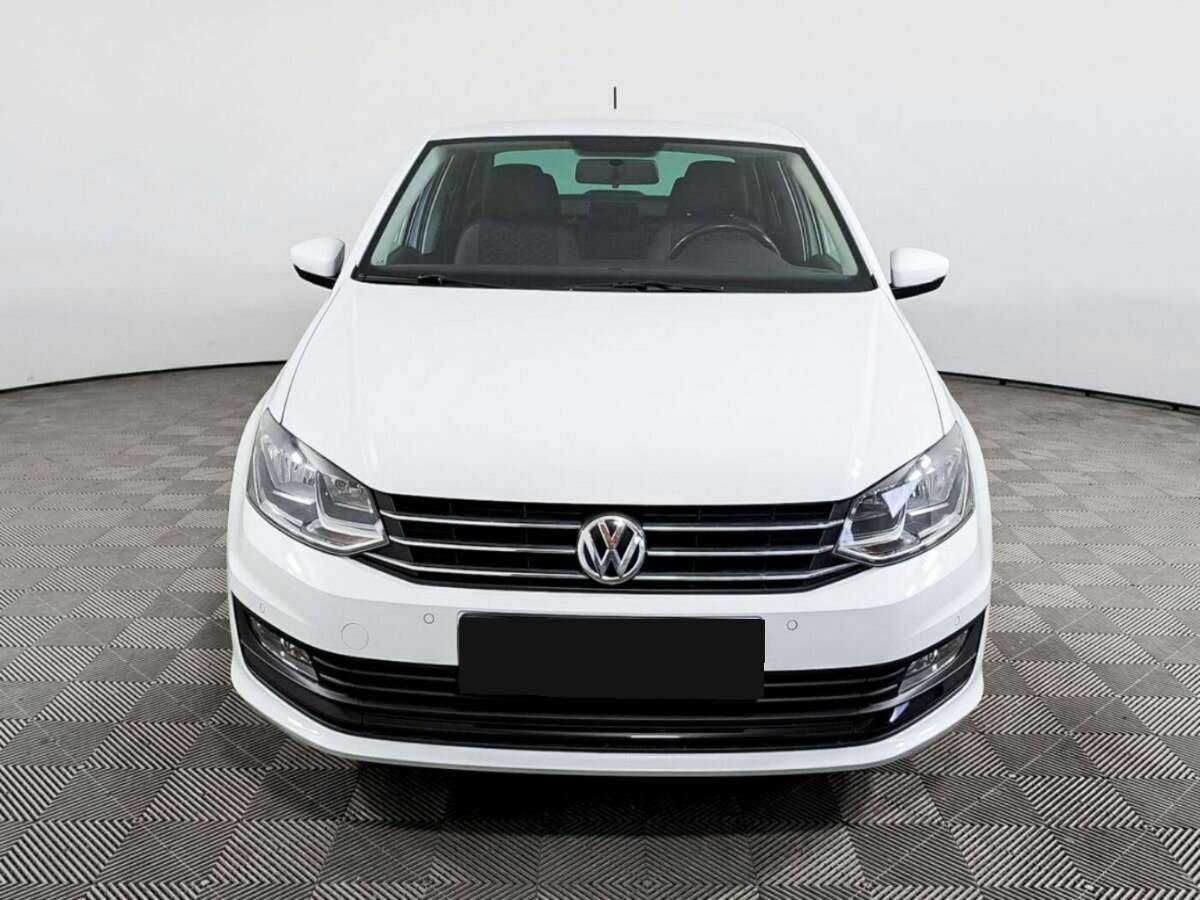 Volkswagen Polo б/у, 2018, Роботизированная. Фото: #1