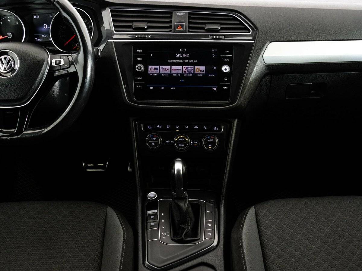 Volkswagen Tiguan б/у, 2017, Роботизированная. Фото: #9